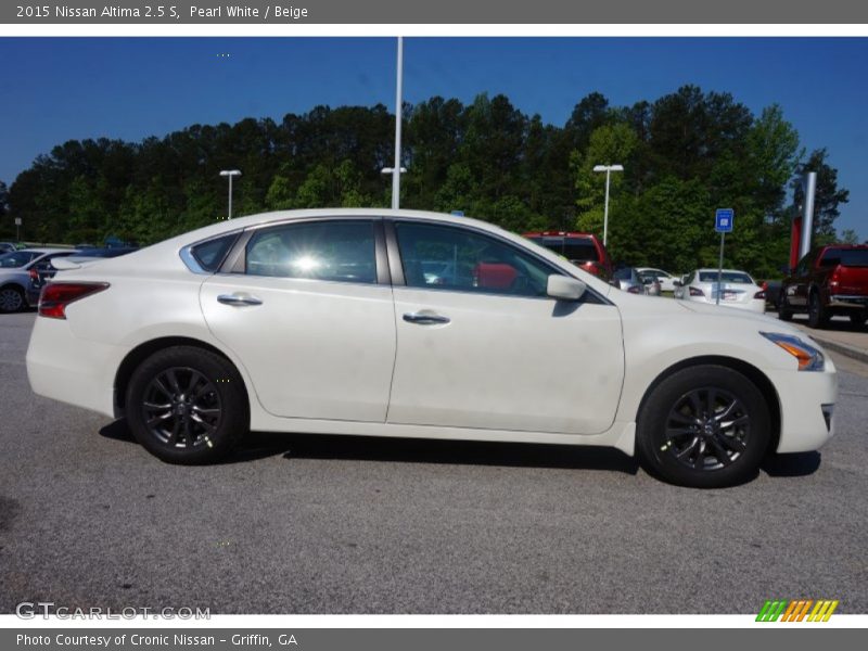 Pearl White / Beige 2015 Nissan Altima 2.5 S