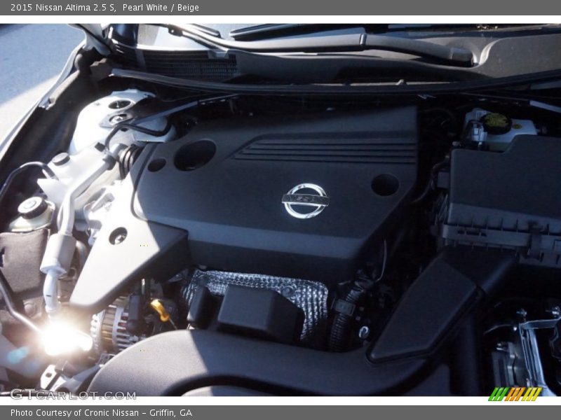Pearl White / Beige 2015 Nissan Altima 2.5 S
