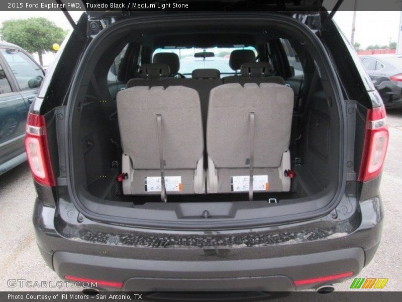 Tuxedo Black / Medium Light Stone 2015 Ford Explorer FWD