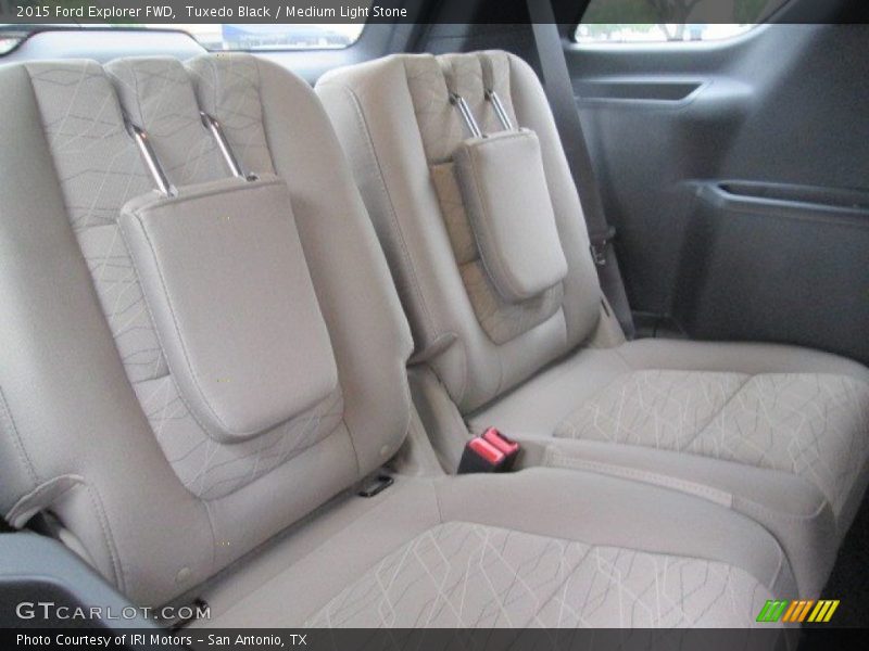 Tuxedo Black / Medium Light Stone 2015 Ford Explorer FWD