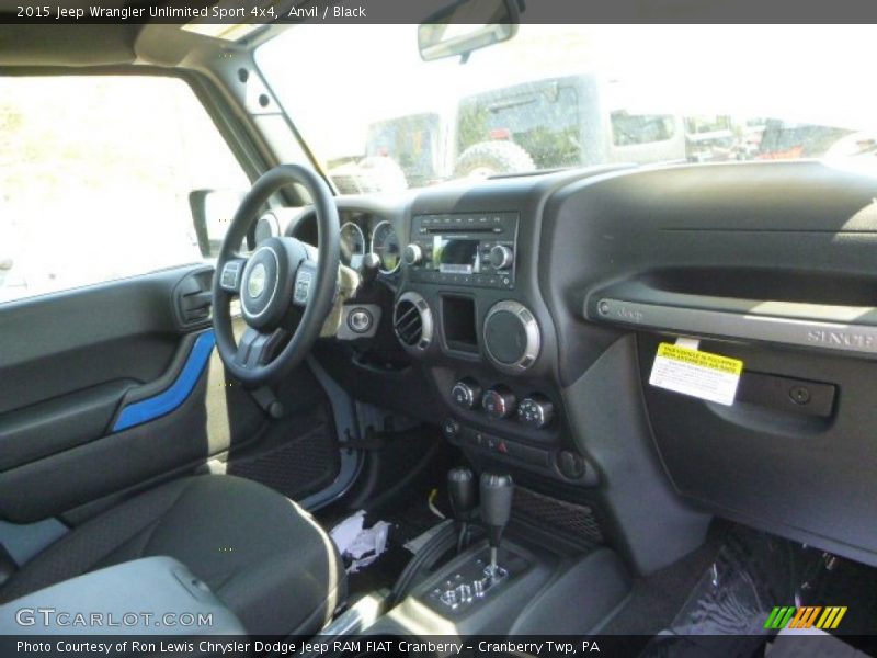 Anvil / Black 2015 Jeep Wrangler Unlimited Sport 4x4