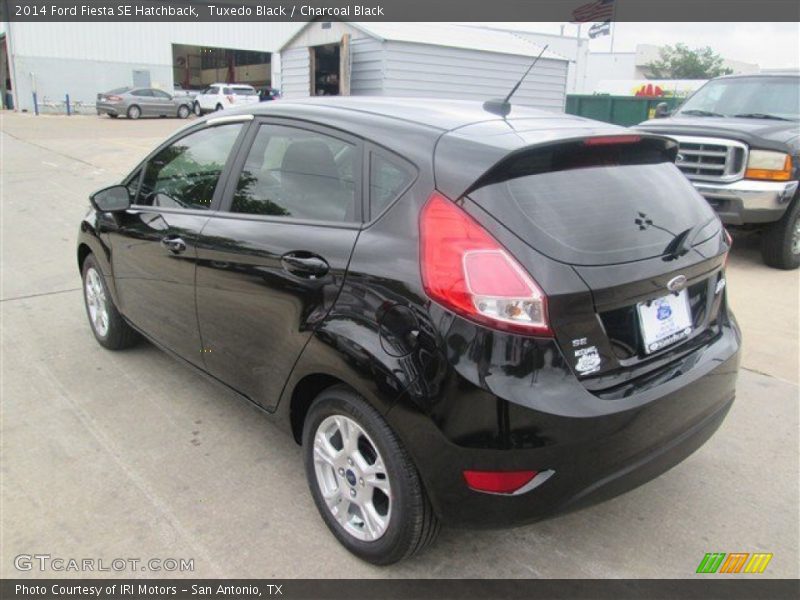 Tuxedo Black / Charcoal Black 2014 Ford Fiesta SE Hatchback