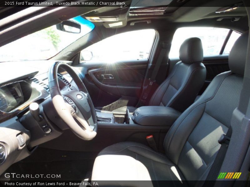 Tuxedo Black Metallic / Charcoal Black 2015 Ford Taurus Limited