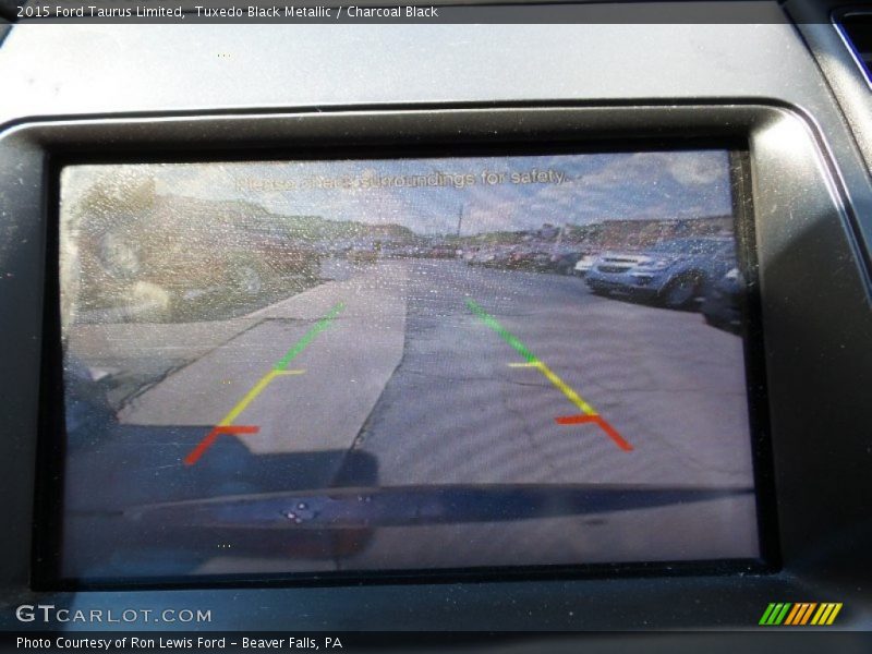 Tuxedo Black Metallic / Charcoal Black 2015 Ford Taurus Limited