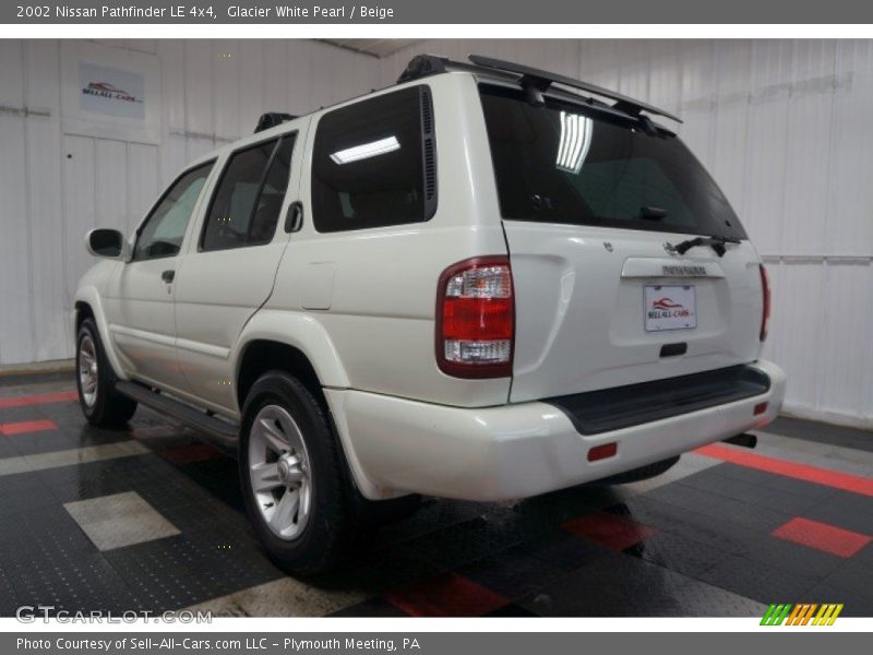 Glacier White Pearl / Beige 2002 Nissan Pathfinder LE 4x4