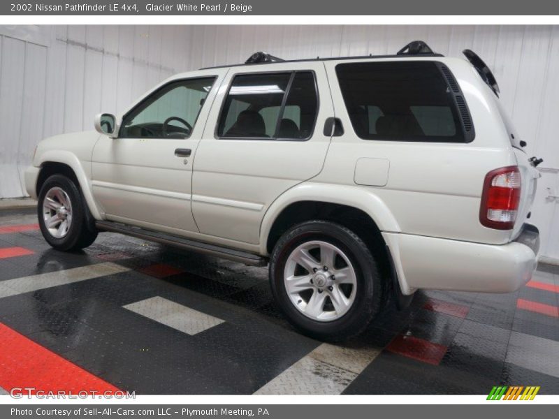 Glacier White Pearl / Beige 2002 Nissan Pathfinder LE 4x4