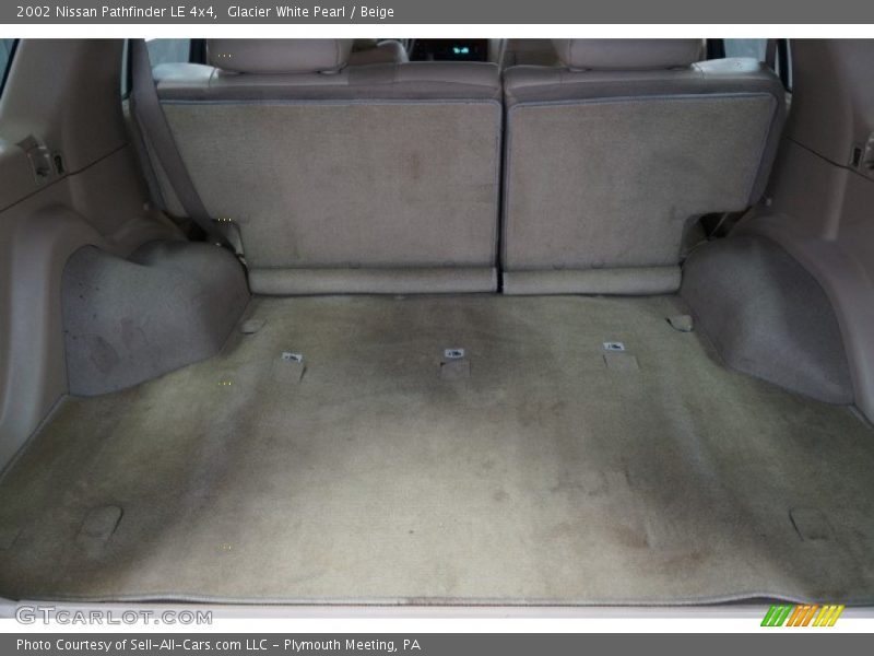 Glacier White Pearl / Beige 2002 Nissan Pathfinder LE 4x4
