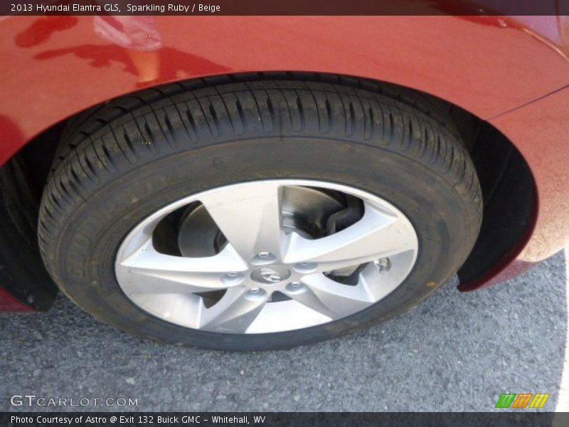 Sparkling Ruby / Beige 2013 Hyundai Elantra GLS