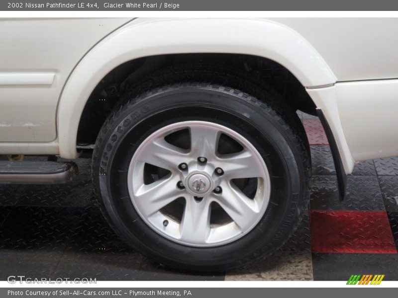 Glacier White Pearl / Beige 2002 Nissan Pathfinder LE 4x4