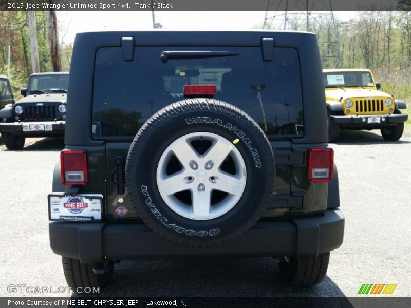 Tank / Black 2015 Jeep Wrangler Unlimited Sport 4x4
