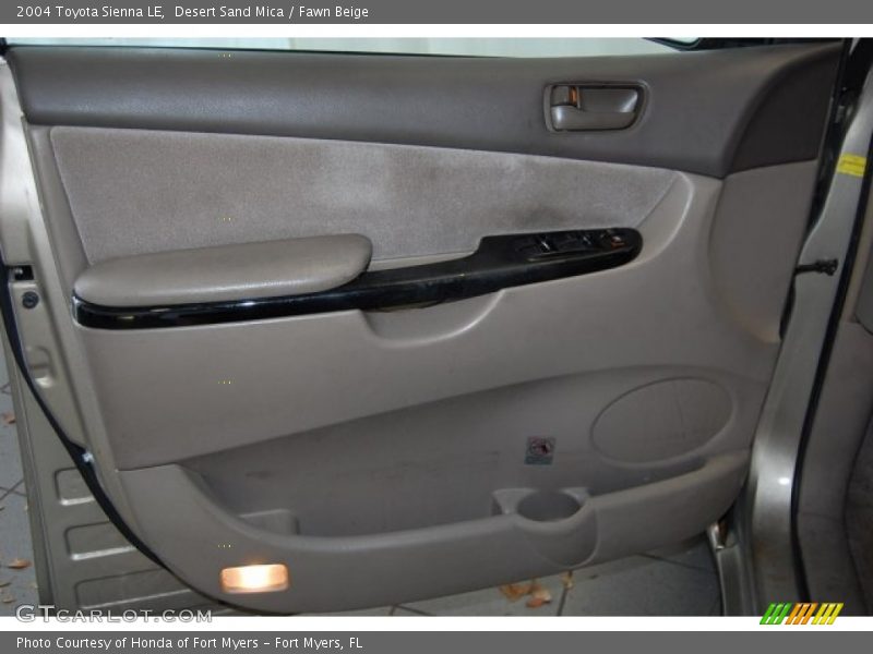 Desert Sand Mica / Fawn Beige 2004 Toyota Sienna LE