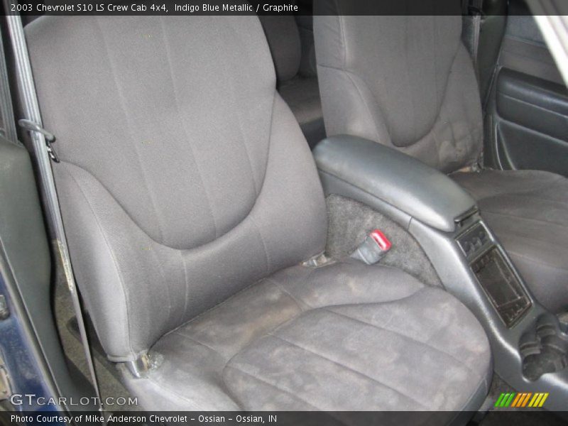 Indigo Blue Metallic / Graphite 2003 Chevrolet S10 LS Crew Cab 4x4