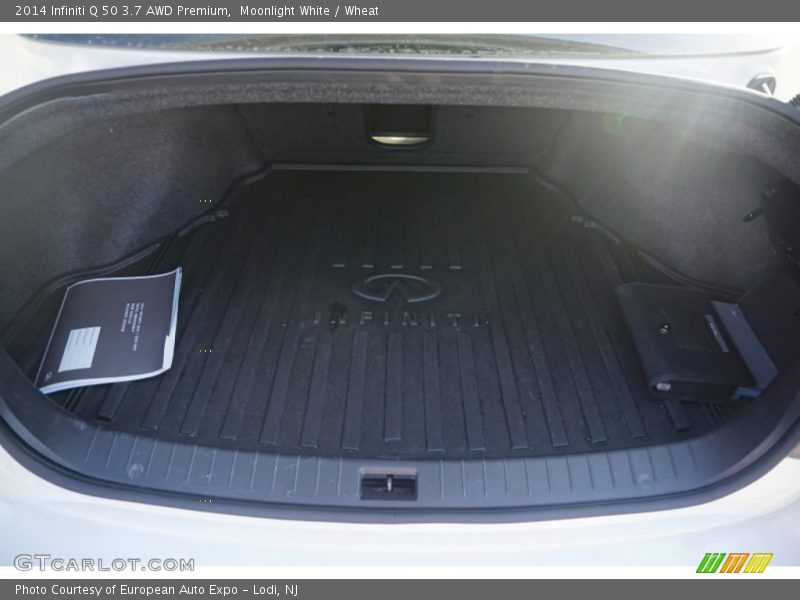Moonlight White / Wheat 2014 Infiniti Q 50 3.7 AWD Premium