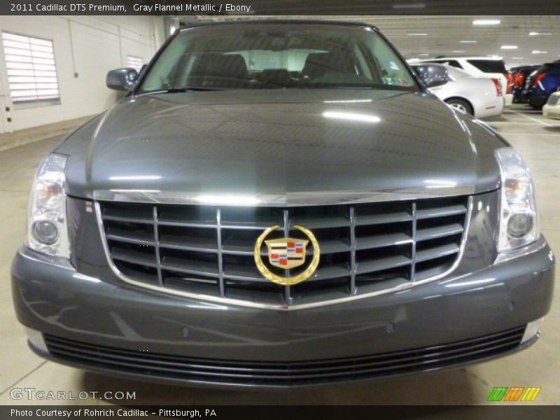 Gray Flannel Metallic / Ebony 2011 Cadillac DTS Premium