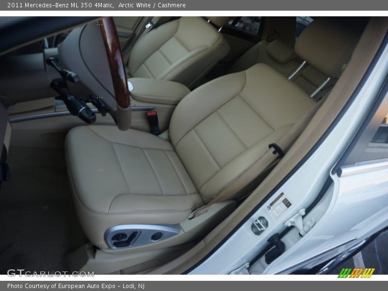 Front Seat of 2011 ML 350 4Matic