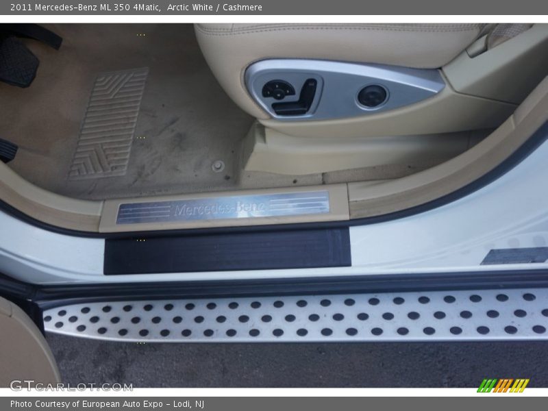 Arctic White / Cashmere 2011 Mercedes-Benz ML 350 4Matic