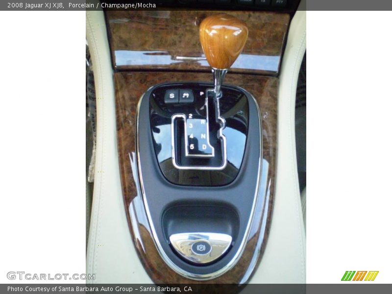 Porcelain / Champagne/Mocha 2008 Jaguar XJ XJ8