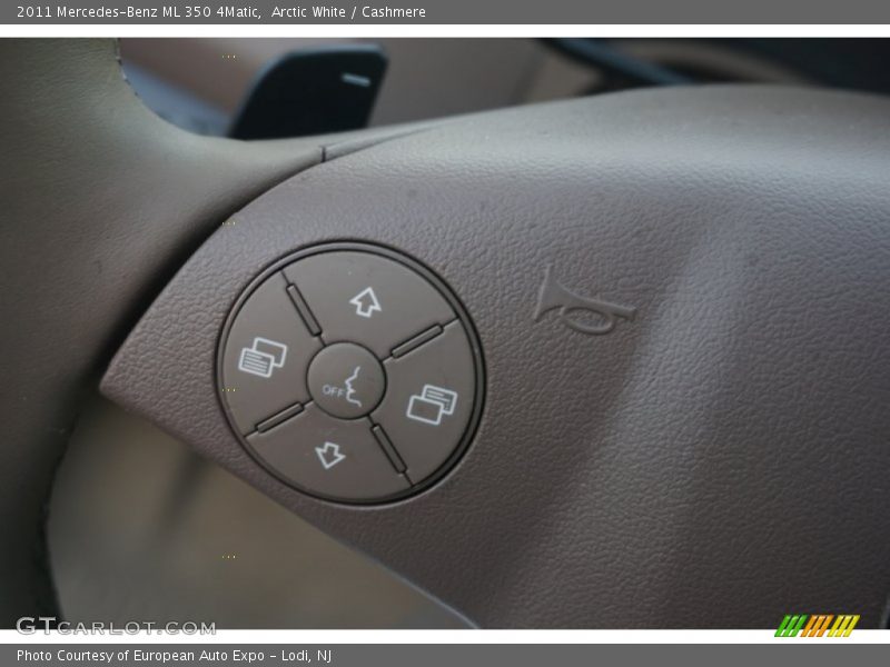Arctic White / Cashmere 2011 Mercedes-Benz ML 350 4Matic