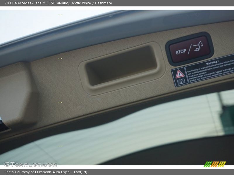 Arctic White / Cashmere 2011 Mercedes-Benz ML 350 4Matic