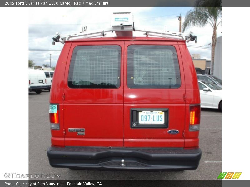 Red / Medium Flint 2009 Ford E Series Van E150 Cargo