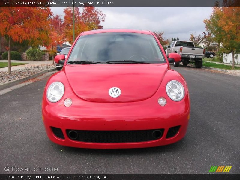 Red Uni / Black 2002 Volkswagen New Beetle Turbo S Coupe