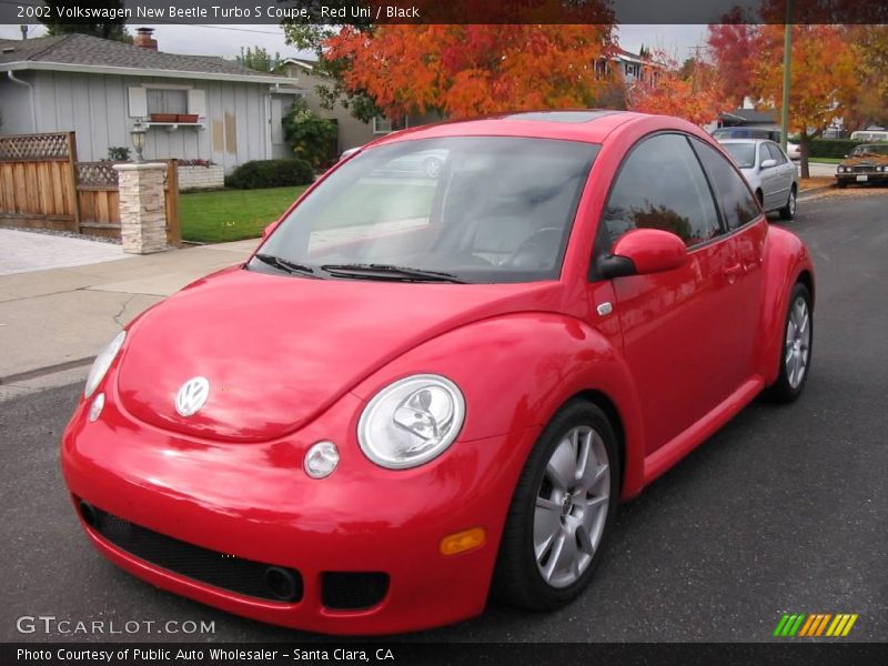 Red Uni / Black 2002 Volkswagen New Beetle Turbo S Coupe