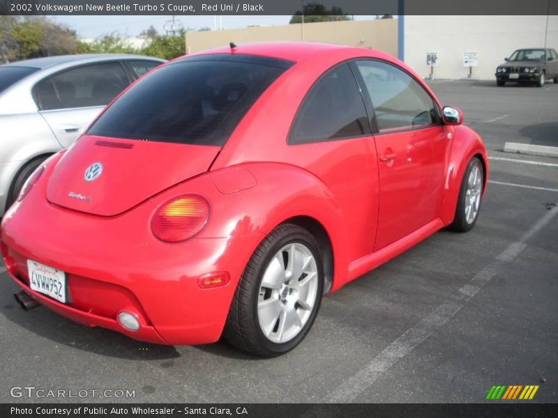 Red Uni / Black 2002 Volkswagen New Beetle Turbo S Coupe