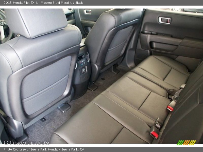 Modern Steel Metallic / Black 2015 Honda Pilot EX-L