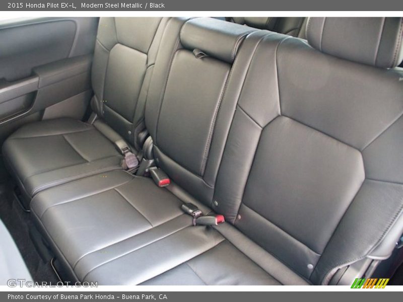 Modern Steel Metallic / Black 2015 Honda Pilot EX-L