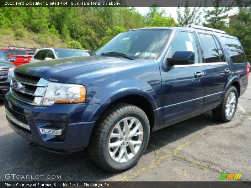 Front 3/4 View of 2015 Expedition Limited 4x4