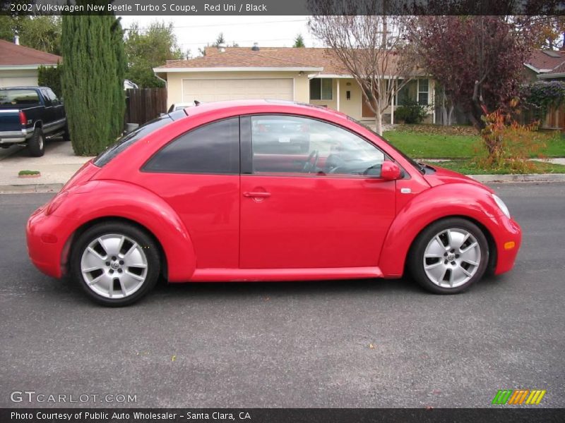 Red Uni / Black 2002 Volkswagen New Beetle Turbo S Coupe