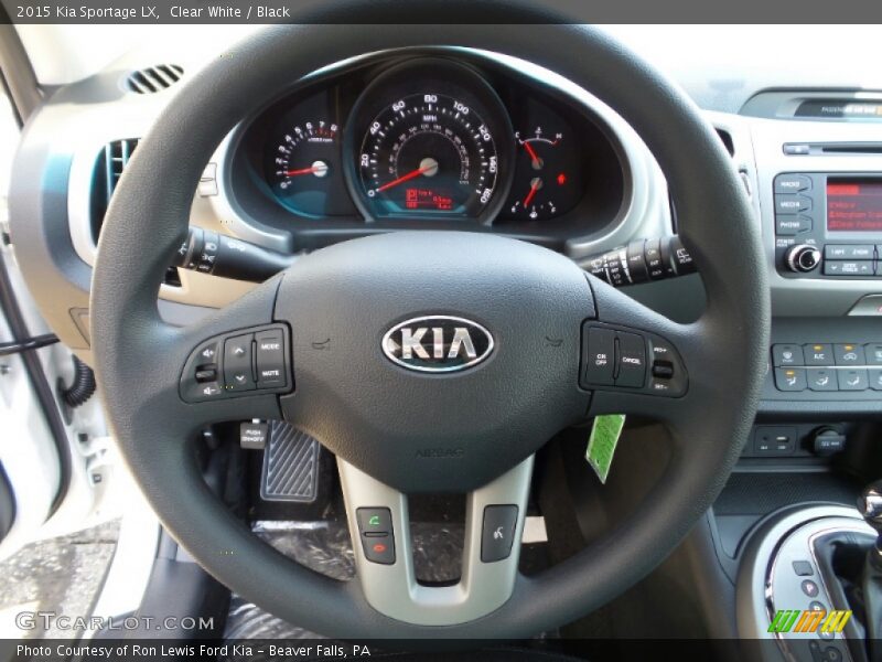 Clear White / Black 2015 Kia Sportage LX