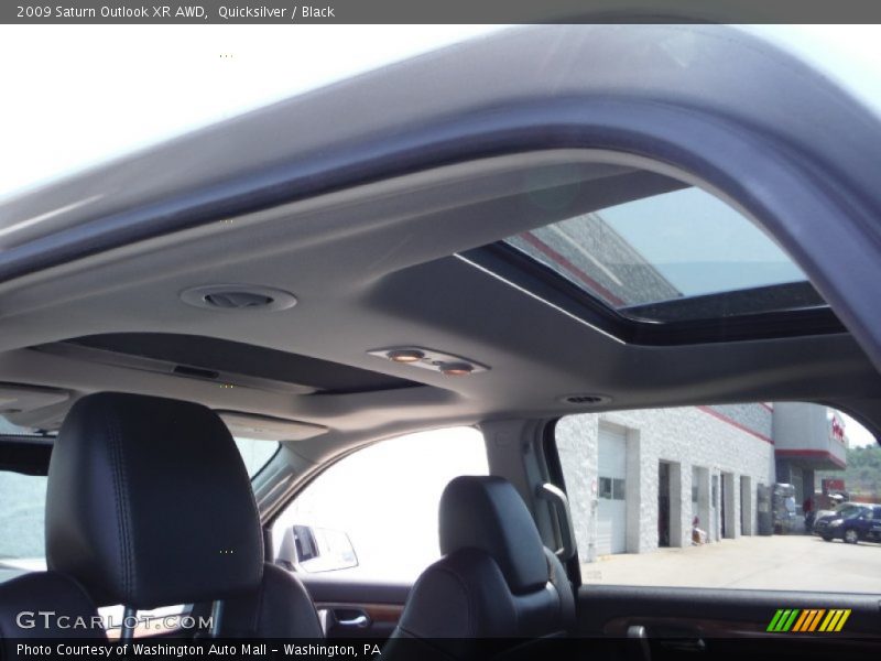 Quicksilver / Black 2009 Saturn Outlook XR AWD
