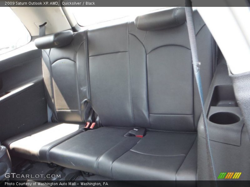 Quicksilver / Black 2009 Saturn Outlook XR AWD