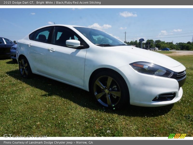 Front 3/4 View of 2015 Dart GT