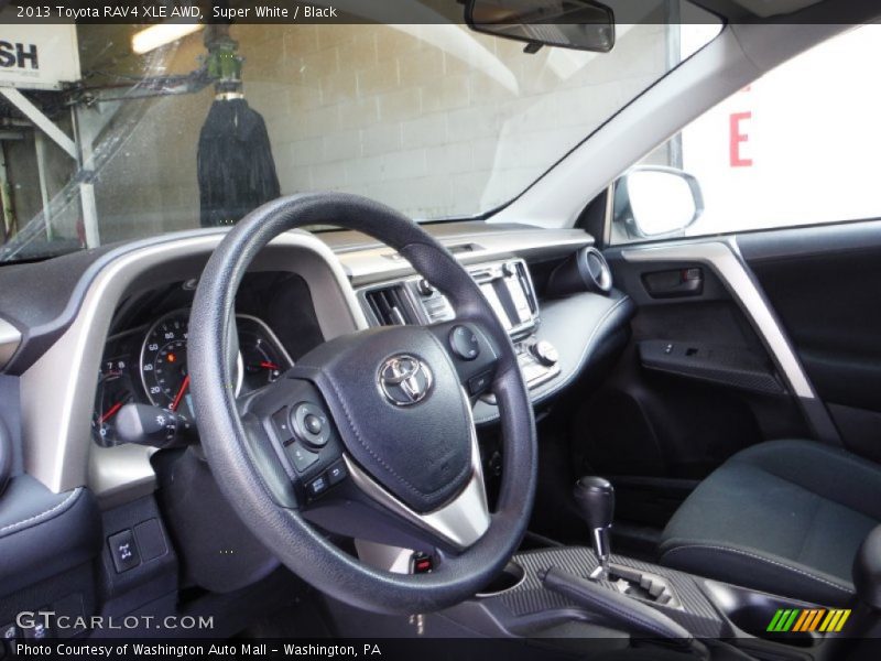 Super White / Black 2013 Toyota RAV4 XLE AWD