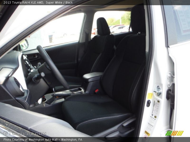 Super White / Black 2013 Toyota RAV4 XLE AWD