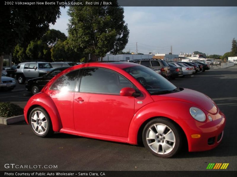 Red Uni / Black 2002 Volkswagen New Beetle Turbo S Coupe