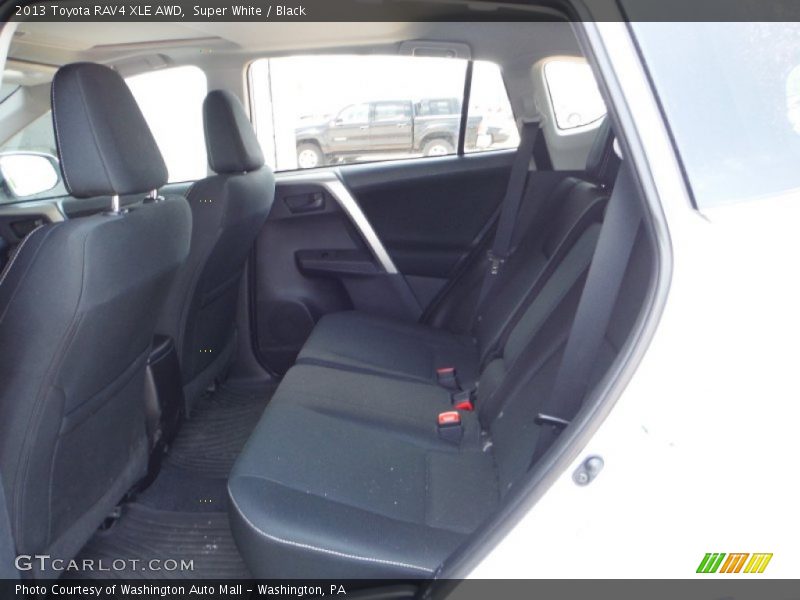 Super White / Black 2013 Toyota RAV4 XLE AWD