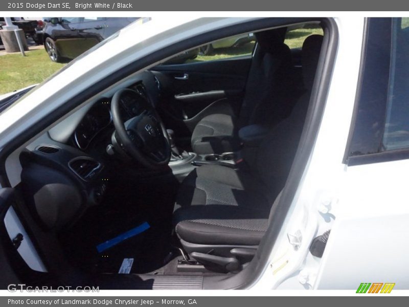 Bright White / Black 2015 Dodge Dart SE
