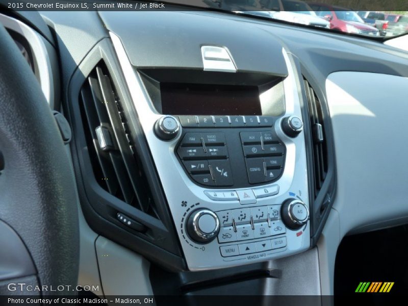 Summit White / Jet Black 2015 Chevrolet Equinox LS