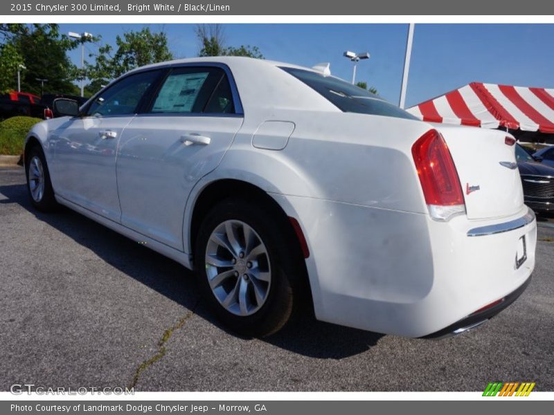 Bright White / Black/Linen 2015 Chrysler 300 Limited