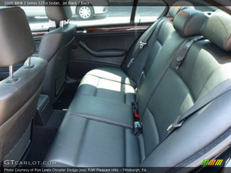 Jet Black / Black 2005 BMW 3 Series 325xi Sedan