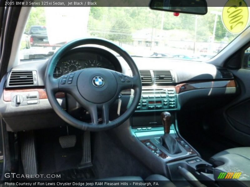 Jet Black / Black 2005 BMW 3 Series 325xi Sedan