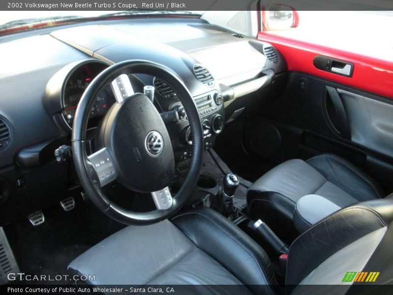 Red Uni / Black 2002 Volkswagen New Beetle Turbo S Coupe