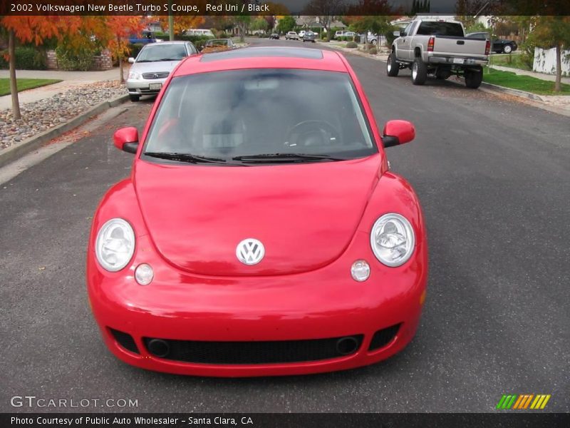 Red Uni / Black 2002 Volkswagen New Beetle Turbo S Coupe