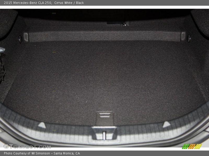 Cirrus White / Black 2015 Mercedes-Benz CLA 250