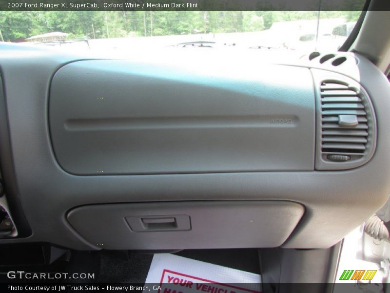 Oxford White / Medium Dark Flint 2007 Ford Ranger XL SuperCab