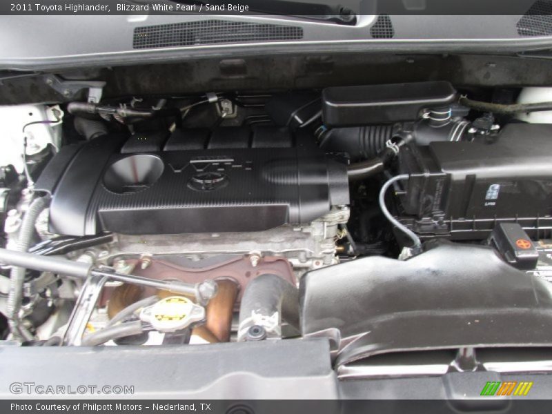 Blizzard White Pearl / Sand Beige 2011 Toyota Highlander
