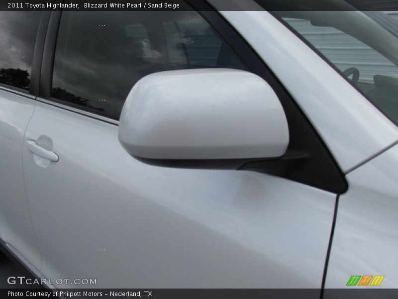 Blizzard White Pearl / Sand Beige 2011 Toyota Highlander
